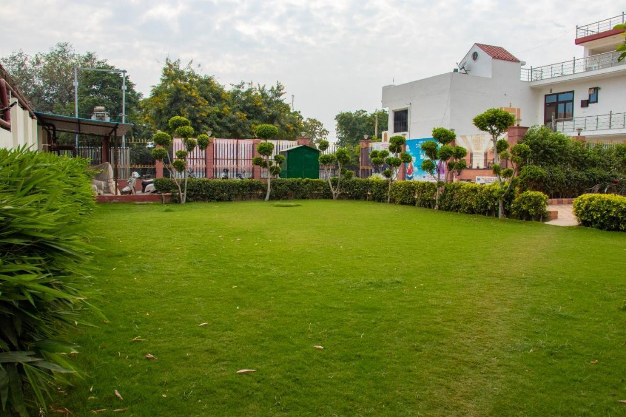 Hotel Sourav Park Inn Agra อัครา ภายนอก รูปภาพ