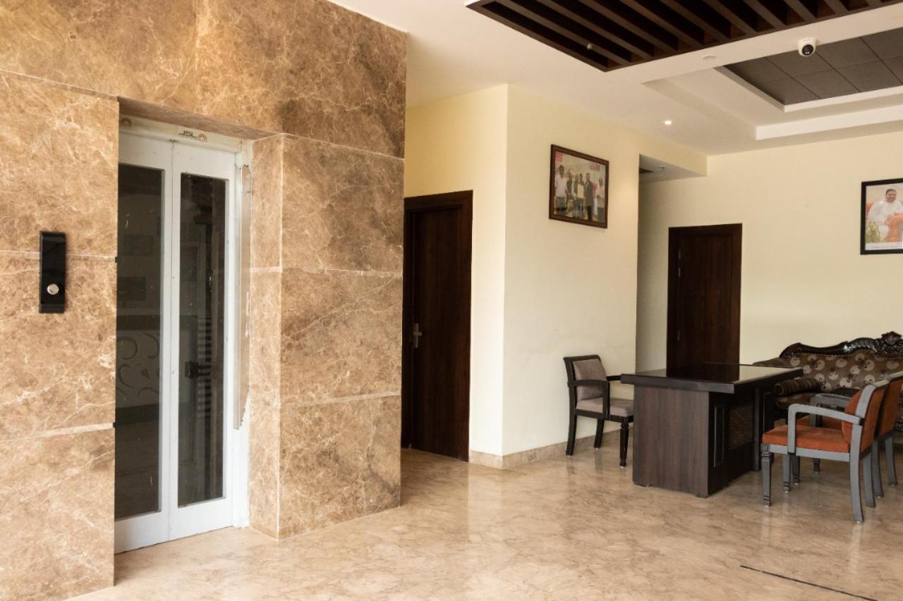Hotel Sourav Park Inn Agra อัครา ภายนอก รูปภาพ